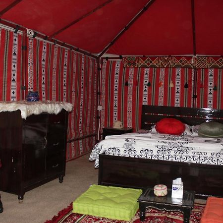 Fulayj al Masha'ikh Queen Desert Camp מראה חיצוני תמונה