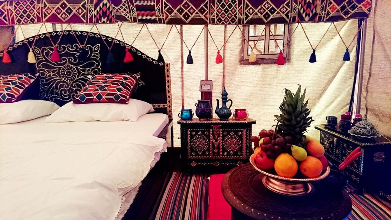 Fulayj al Masha'ikh Queen Desert Camp מראה חיצוני תמונה