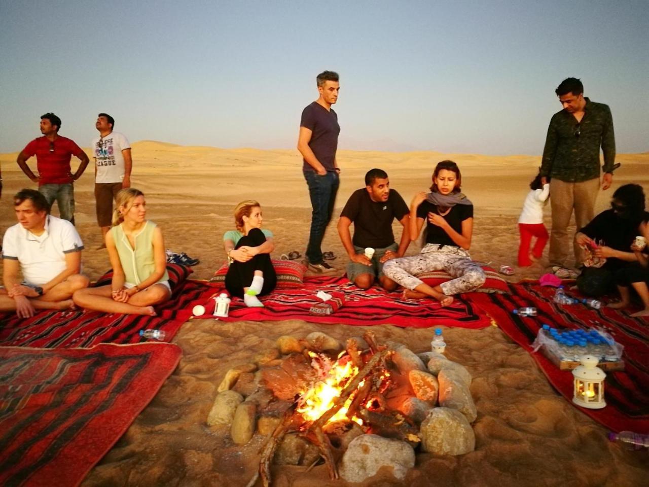 Fulayj al Masha'ikh Queen Desert Camp מראה חיצוני תמונה