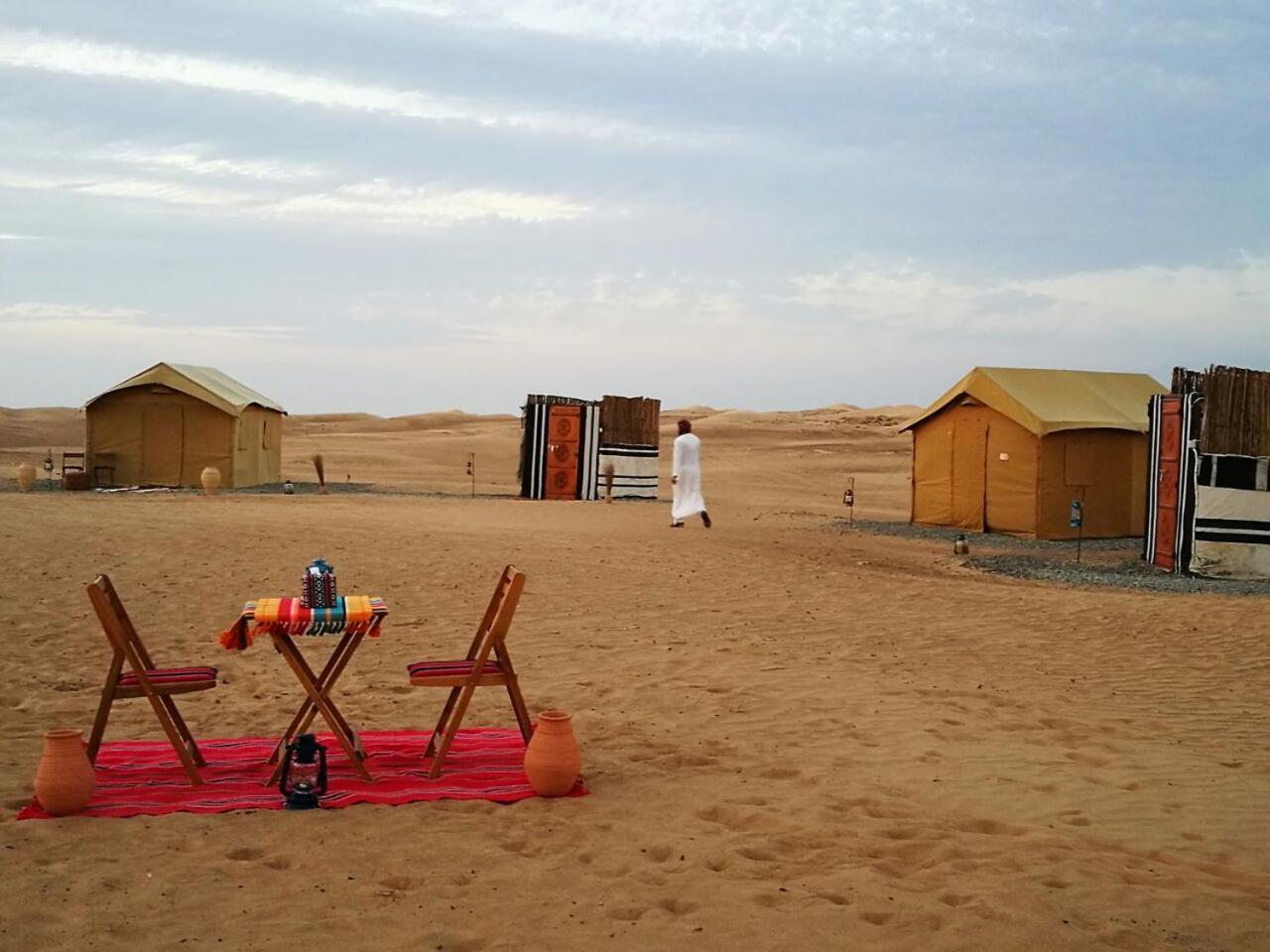 Fulayj al Masha'ikh Queen Desert Camp מראה חיצוני תמונה
