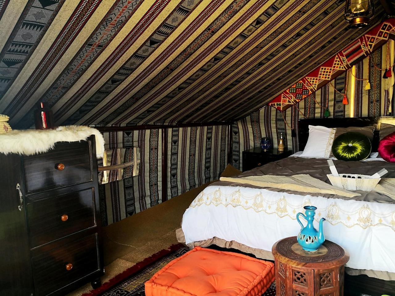 Fulayj al Masha'ikh Queen Desert Camp מראה חיצוני תמונה