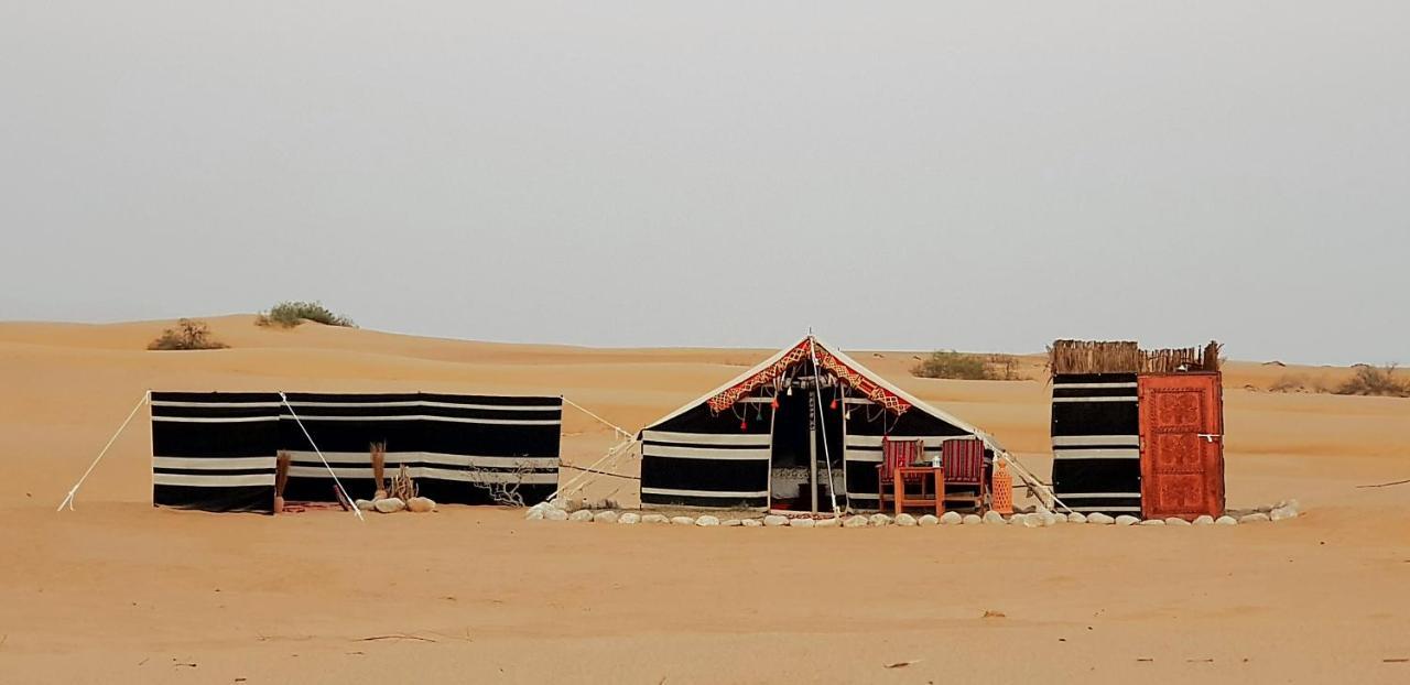 Fulayj al Masha'ikh Queen Desert Camp מראה חיצוני תמונה