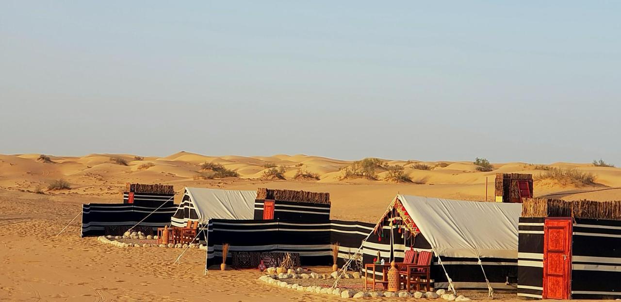 Fulayj al Masha'ikh Queen Desert Camp מראה חיצוני תמונה
