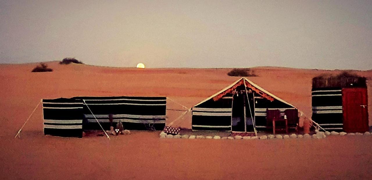 Fulayj al Masha'ikh Queen Desert Camp מראה חיצוני תמונה